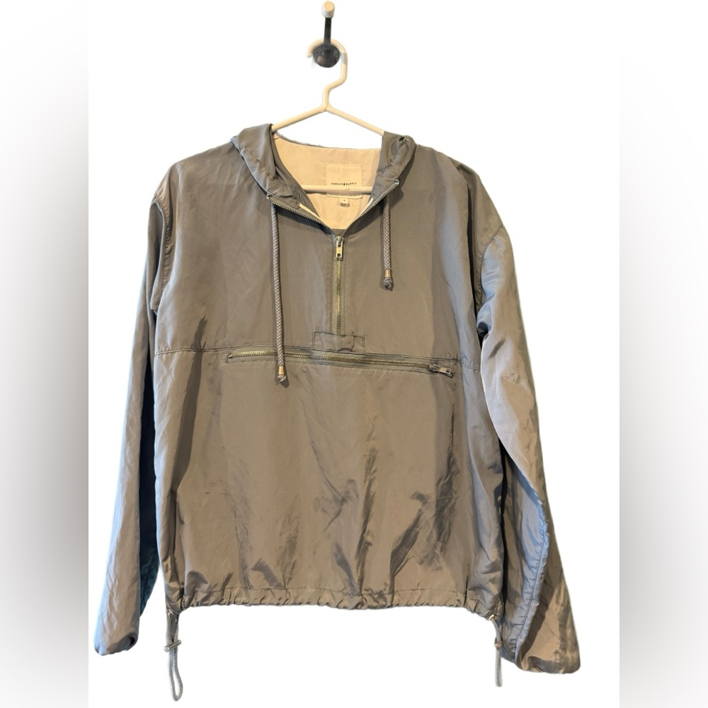 Thread & Supply Light Gray Windbreaker half zip sz small